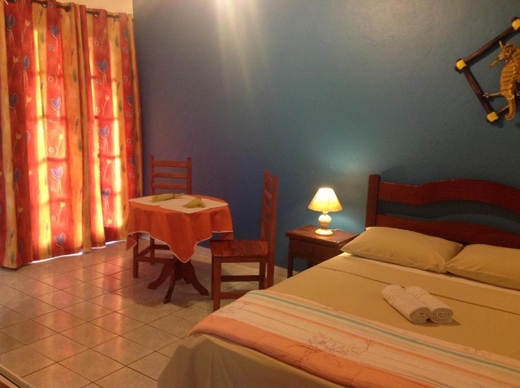 Pousada Telhado Azul Vila do Abraao Room photo